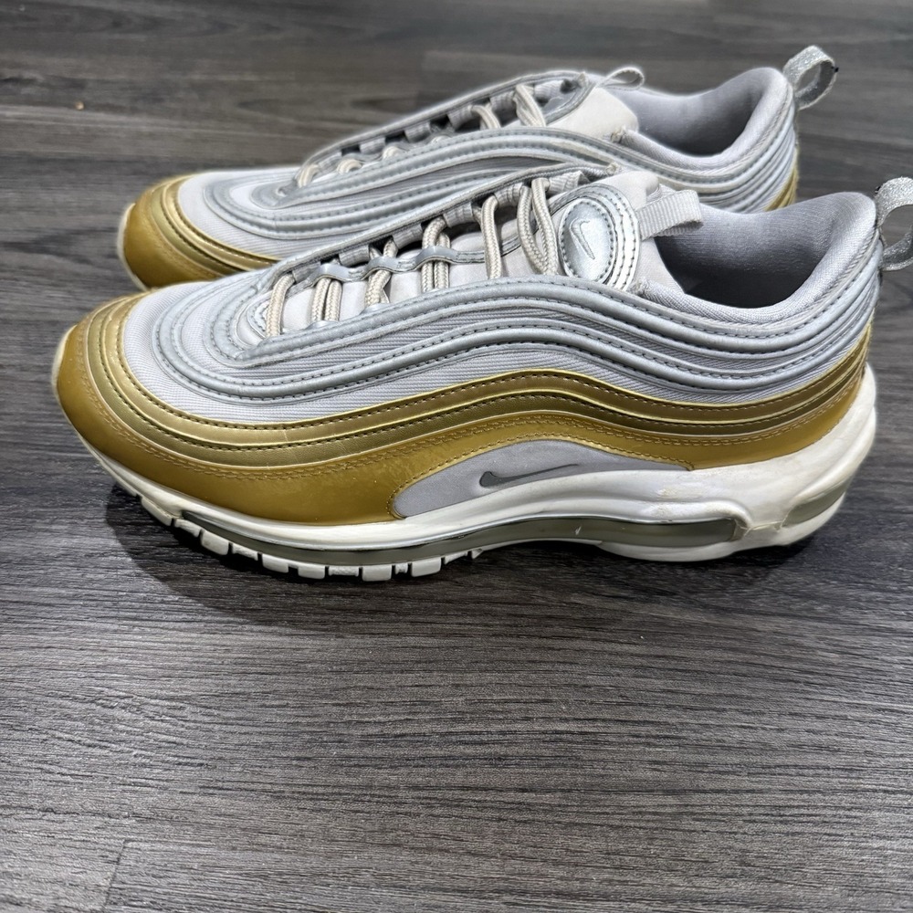Nike Air Max 97 SE Metallic Gold Silver Vast Grey Women's 8 - Picture 3 of 9
